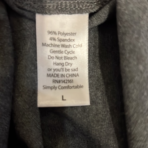 NWT Lularoe Julia dress Sz L in grey with deep red printed sleeves. - Picture 6 of 6